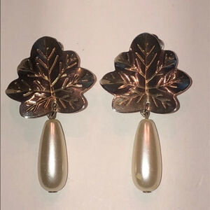 Silver Tone Leaf & Dangling Faux Pearl Vintage Clip On Earrings